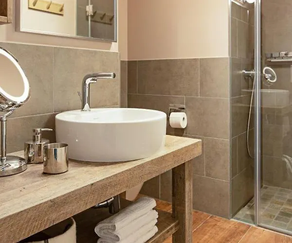 Haven Fan Frede Apartmán List